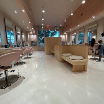 Pressed Roots - The salon - Blow Dry/Out Services Near Me - Plano, Texas Pressed Roots - The salon - Blow Dry/Out Services Near Me - Plano, Texas
