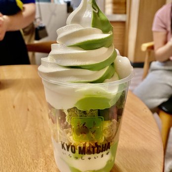 Matcha En - Parfait - Desserts Near Me - Chicago, Illinois