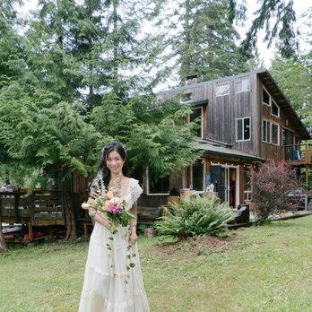 Sabas alterations - Sewing & Alterations Near Me - Vancouver, Washington