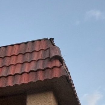 X’s roofing - Before repair - Roofing Near Me