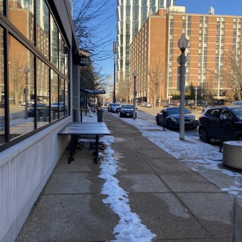 First Watch - CWE - First Watch: exterior - Breakfast & Brunch Near Me - St. Louis, Missouri