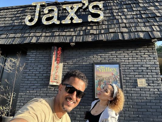 Jax’s Studio City by null
