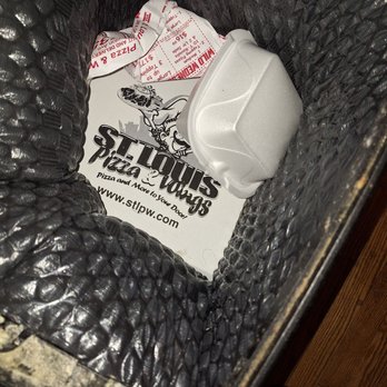 St. Louis Pizza & Wings - Garbage - Pizza Near Me - Saint Louis, Missouri