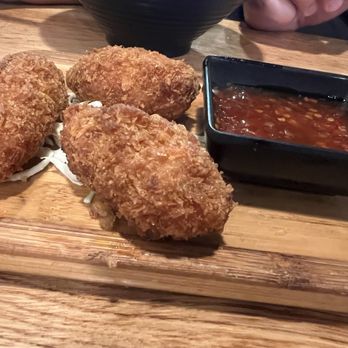Aikan Sushi - Fried oysters - Izakaya Near Me - Northridge, California Aikan Sushi - Fried oysters - Izakaya Near Me - Northridge, California