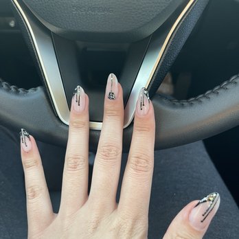 Foothill Nail Salon - Nail Salons Near Me - La Crescenta, California