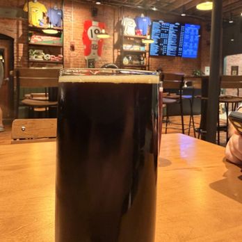Speedway City Garage - Expand Your View - Bourbon Barrel Porter - Breweries Near Me - Speedway, Indiana Speedway City Garage - Expand Your View - Bourbon Barrel Porter - Breweries Near Me - Speedway, Indiana