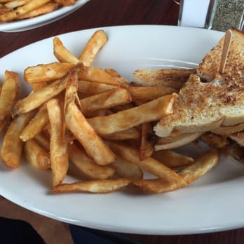 Slanted Tree Kitchen & Taproom - Grilled cheese with pulled pork - Burgers Near Me - Fairfield, California Slanted Tree Kitchen & Taproom - Grilled cheese with pulled pork - Burgers Near Me - Fairfield, California