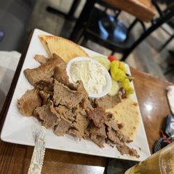 Olympic Taverna - Gyro Platter