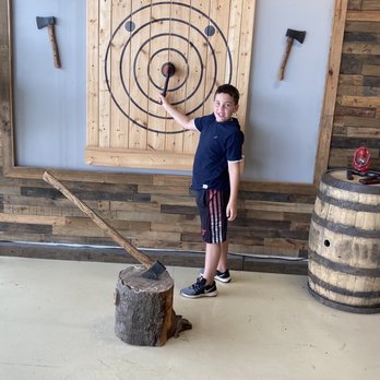 Axe On Axe Off - Axe Throwing Near Me - Orlando, Florida Axe On Axe Off - Axe Throwing Near Me - Orlando, Florida