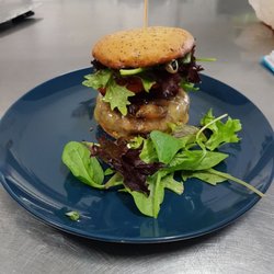 Castaway Koala Cafe - Vegan burger
