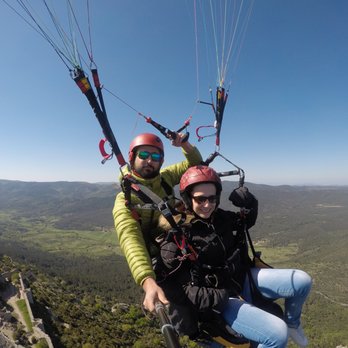 Benjamin Boutellier Biplace en Parapente - Biplace découverte au dessus du chateau de Peyrepertuse - Active Life Near Me - Céret, 66 Benjamin Boutellier Biplace en Parapente - Biplace découverte au dessus du chateau de Peyrepertuse - Active Life Near Me - Céret, 66