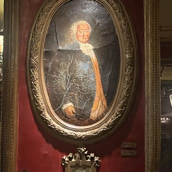 Le Procope - I LOVE the old paintings. I love that they're almost falling apart. It's so cool. - French Near Me - Paris, 75 Le Procope - I LOVE the old paintings. I love that they're almost falling apart. It's so cool. - French Near Me - Paris, 75