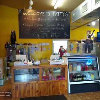 Fattys Eatery - Inside 11.06.2020 - Breakfast & Brunch Near Me - Buxton, North Carolina