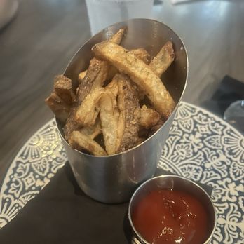 Chroma Modern Bar + Kitchen - Hand-Cut Fries - New American Near Me - Orlando, Florida Chroma Modern Bar + Kitchen - Hand-Cut Fries - New American Near Me - Orlando, Florida
