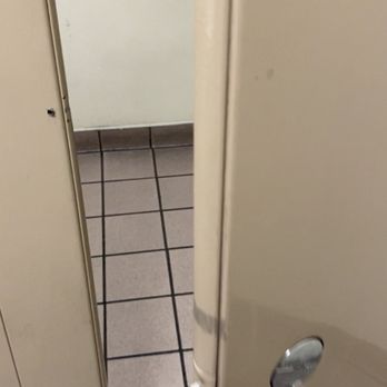 Walgreens - No lock on the stall door! - Drugstores Near Me - Stockton, California