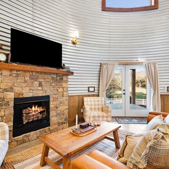 Timberroot Rustic Retreats - Vacation Rentals Near Me - Chattanooga, Tennessee Timberroot Rustic Retreats - Vacation Rentals Near Me - Chattanooga, Tennessee