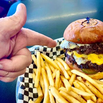 STP Bar-N-Grill - Bars Near Me - San Diego, California