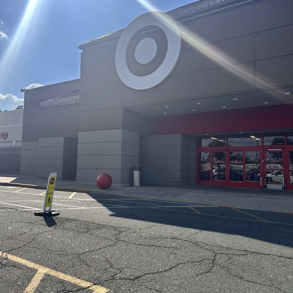 Target - Department Stores Near Me - Watchung, New Jersey