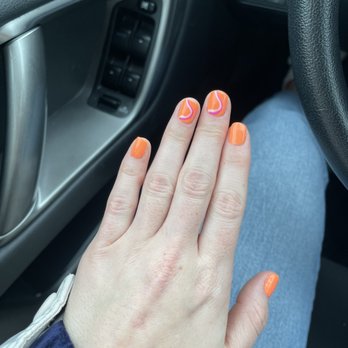Luxury Nails - Nail Salons Near Me - Oakbrook Terrace, Illinois
