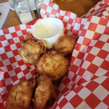 Vista Del Mar - Best fried mushrooms in Humboldt! - Bars Near Me - Eureka, California