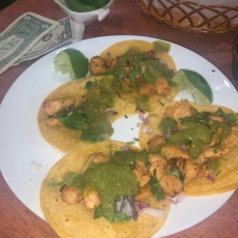 Cocina Azteca - Chicken tacos with green sauce - Mexican Near Me - Ceres, California Cocina Azteca - Chicken tacos with green sauce - Mexican Near Me - Ceres, California