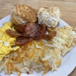 Carolyn's Essenhaus - Breakfast Combo #1