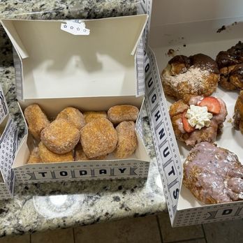 Parlor Doughnuts - Donuts Near Me - Branson, Missouri