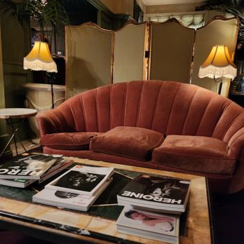 The Siren Hotel - Lounge and read - Hotels Near Me - Detroit, Michigan The Siren Hotel - Lounge and read - Hotels Near Me - Detroit, Michigan