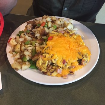 Annie's Cafe - Temecula - Breakfast & Brunch Near Me - Temecula, California