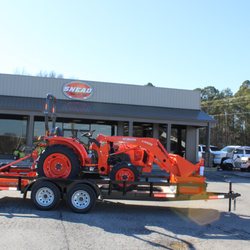 Snead Tractor