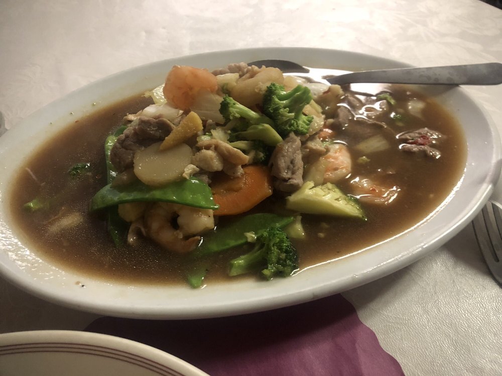 THAI CUISINE 15 Photos & 28 Reviews Thai 462 10th Ave, Menominee