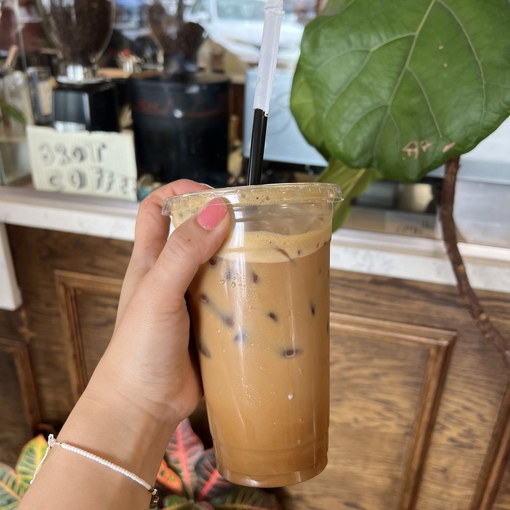 Brot Coffee - Caramel Latte - Coffee & Tea Near Me - Orange, California