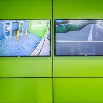 Extra Space Storage - Security Screens - Self Storage Near Me - Gilroy, California