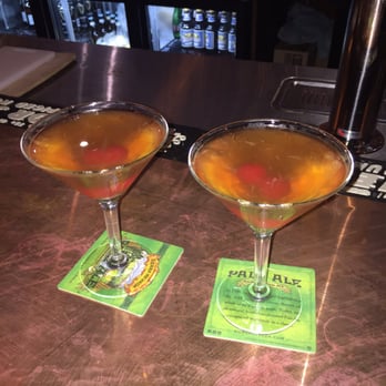 Rocks Den - Old fashioned - Lounges Near Me - San Francisco, California Rocks Den - Old fashioned - Lounges Near Me - San Francisco, California