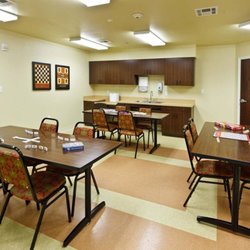 Lakewest Rehabilitation & Skilled Care