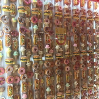 Magnet Max - Mmm lol - Souvenir Shops Near Me - Las Vegas, Nevada