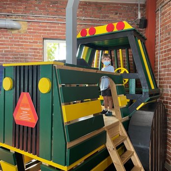 Virginia Discovery Museum - Community Service/Non-Profit Near Me - Charlottesville, Virginia Virginia Discovery Museum - Community Service/Non-Profit Near Me - Charlottesville, Virginia