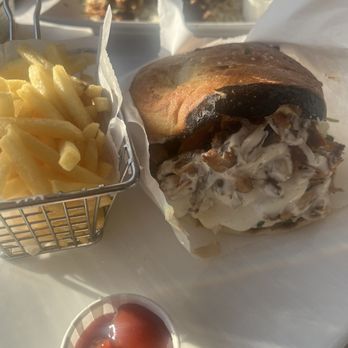 Brooklyn Kebab House - Chicken Shawarma Sdwch - Halal Near Me - Brooklyn, New York