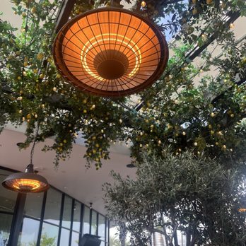 Truly Pizza - Seating area - Pizza Near Me - Dana Point, California Truly Pizza - Seating area - Pizza Near Me - Dana Point, California