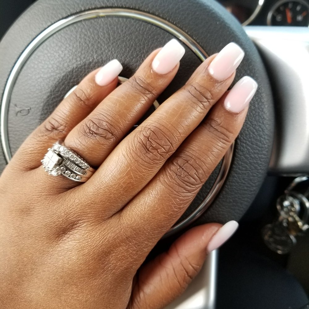 Love my ombre pink nail! Love my ombre pink nail!