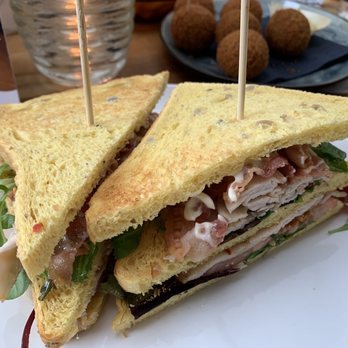 Café Loetje - Chicken sandwich - Steakhouses Near Me - Amsterdam, New Hampshire Café Loetje - Chicken sandwich - Steakhouses Near Me - Amsterdam, New Hampshire