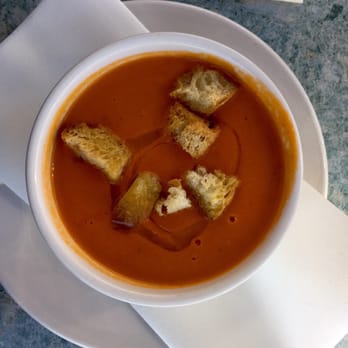 Windemere Pub - Tomato soup - Pubs Near Me - Windermere, Ontario Windemere Pub - Tomato soup - Pubs Near Me - Windermere, Ontario