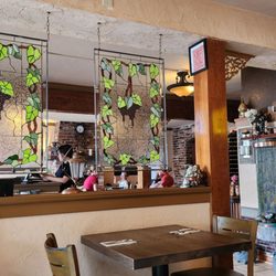 Pacific Thai Cuisine - I terror decor