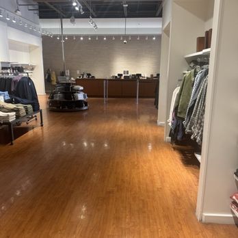 Banana Republic Factory Store - The showroom - Men's Clothing Near Me - Canutillo, Texas Banana Republic Factory Store - The showroom - Men's Clothing Near Me - Canutillo, Texas