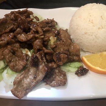 Desert Thai - Garlic beef lunch special - Thai Near Me - Cathedral City, California