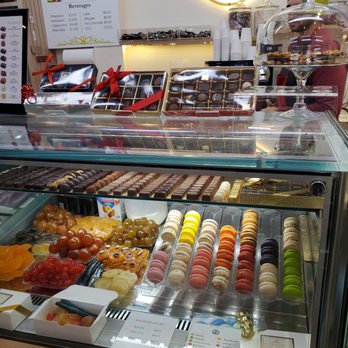 Roy de France - Candy Stores Near Me - Miami, Florida