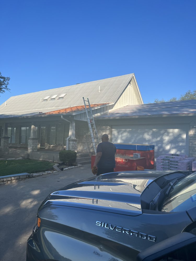 Slide of B&M Roofing