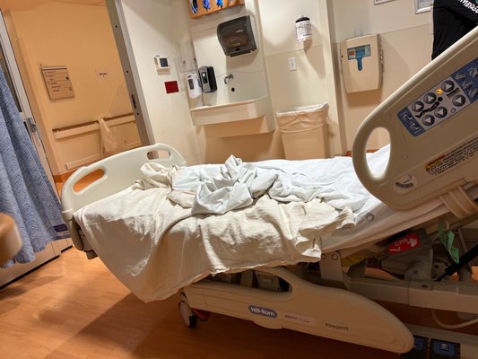 SCRIPPS MEMORIAL HOSPITAL LA JOLLA - Updated December 2024 - 375 Photos - Scripps Memorial La Jolla Emergency Room