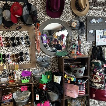 OC Treasure Twins - Women's Clothing Near Me - Orange, California