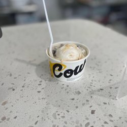 Golden Cow Creamery - Caramel corn and salted Oreo.